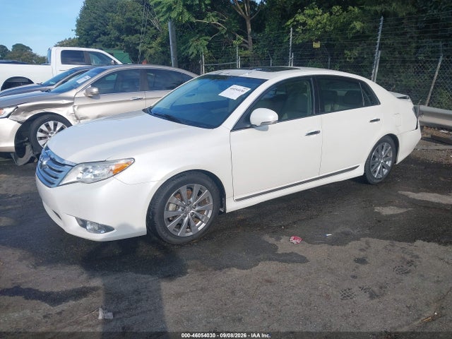 46054030 :رقم المزاد ، 4T1BK3DB1BU407039 vin ، 2011 Toyota Avalon Limited مزاد بيع