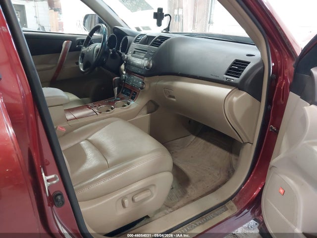 46054031 :رقم المزاد ، 5TDDK3EH7AS013791 vin ، 2010 Toyota Highlander Limited V6 مزاد بيع