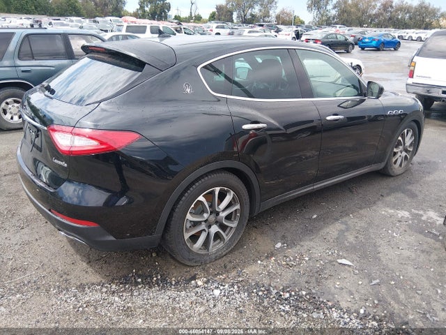 Maserati Levante 2017 ZN661XUA4HX233433 Image 4