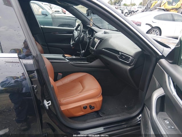 Maserati Levante 2017 ZN661XUA4HX233433 Image 5