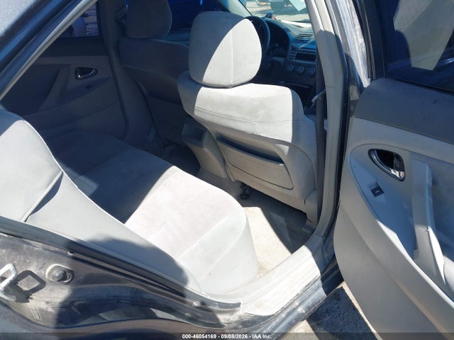 46054169 :رقم المزاد ، 4T1BF3EK6AU007463 vin ، 2010 Toyota Camry Le مزاد بيع