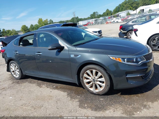 2016 Kia Optima Ex მანქანა იყიდება აუქციონზე, vin: 5XXGU4L39GG092587, აუქციონის ნომერი: 46054182