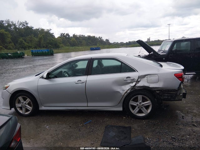 2014 Toyota Camry Se მანქანა იყიდება აუქციონზე, vin: 4T1BF1FKXEU429423, აუქციონის ნომერი: 46054193