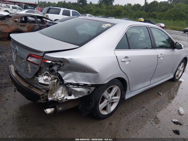 2014 Toyota Camry Se მანქანა იყიდება აუქციონზე, vin: 4T1BF1FKXEU429423, აუქციონის ნომერი: 46054193