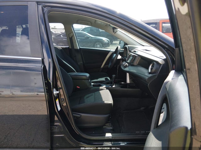2018 Toyota Rav4 Le მანქანა იყიდება აუქციონზე, vin: 2T3ZFREV9JW471544, აუქციონის ნომერი: 46054217