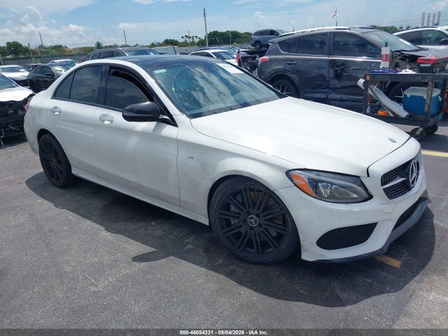 46054231 :رقم المزاد ، 55SWF6EBXHU208789 vin ، 2017 Mercedes-benz Amg C 43 4matic مزاد بيع