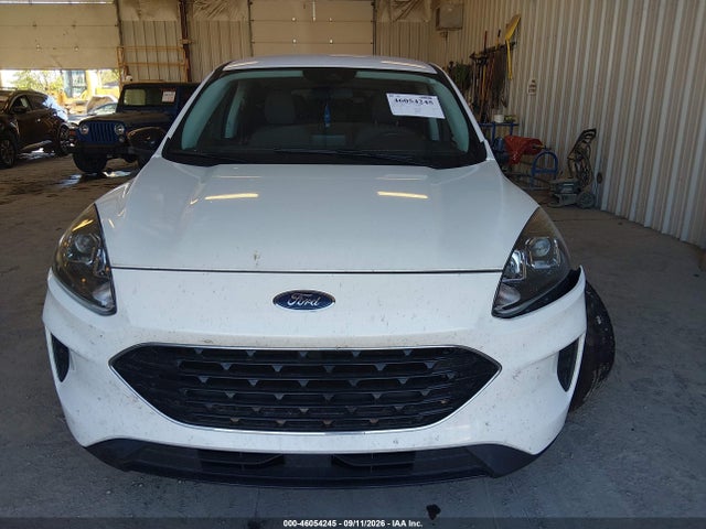 Продажа на аукционе авто 2021 Ford Escape Se, vin: 1FMCU9G66MUA08811, номер лота: 46054245
