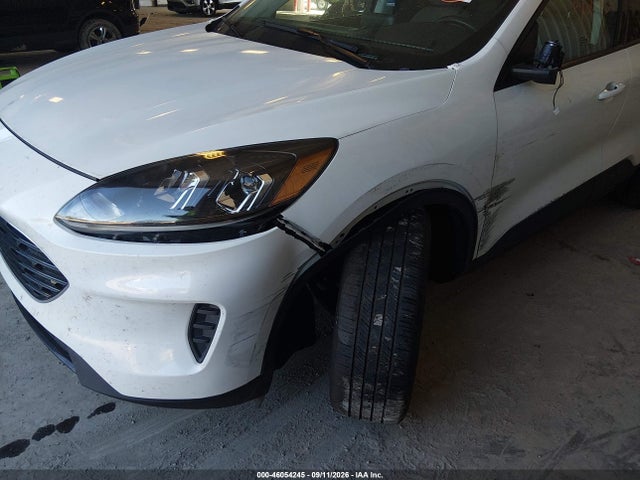 Продажа на аукционе авто 2021 Ford Escape Se, vin: 1FMCU9G66MUA08811, номер лота: 46054245
