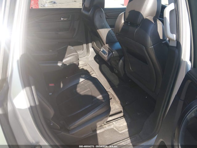 Продажа на аукционе авто 2017 Chevrolet Traverse 2lt, vin: 1GNKVHKD4HJ255868, номер лота: 46054275