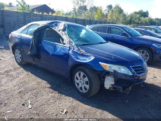 46054283 :رقم المزاد ، 4T1BF3EK9AU568806 vin ، 2010 Toyota Camry Le مزاد بيع