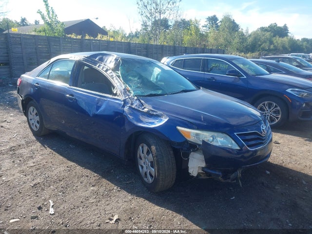 46054283 :رقم المزاد ، 4T1BF3EK9AU568806 vin ، 2010 Toyota Camry Le مزاد بيع