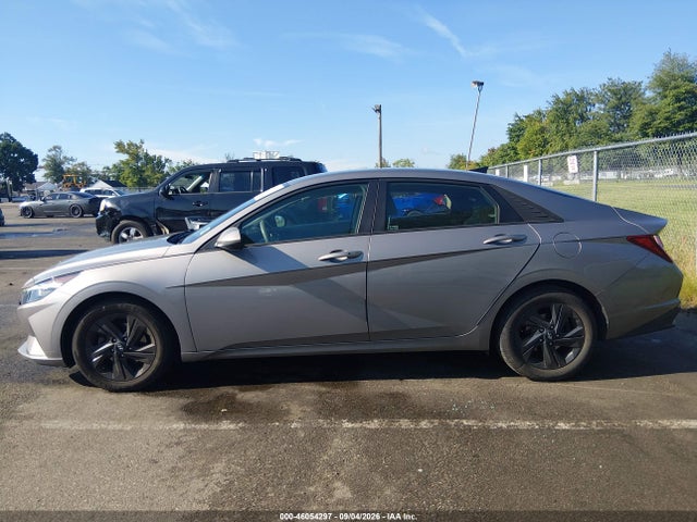 Продажа на аукционе авто 2021 Hyundai Elantra Sel, vin: KMHLS4AG7MU206744, номер лота: 46054297