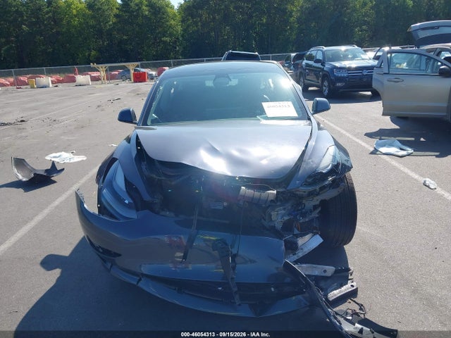 46054313 :رقم المزاد ، 5YJ3E1EA4NF329041 vin ، 2022 Tesla Model 3 Rear-wheel Drive مزاد بيع