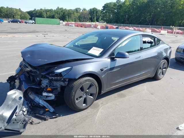 46054313 :رقم المزاد ، 5YJ3E1EA4NF329041 vin ، 2022 Tesla Model 3 Rear-wheel Drive مزاد بيع