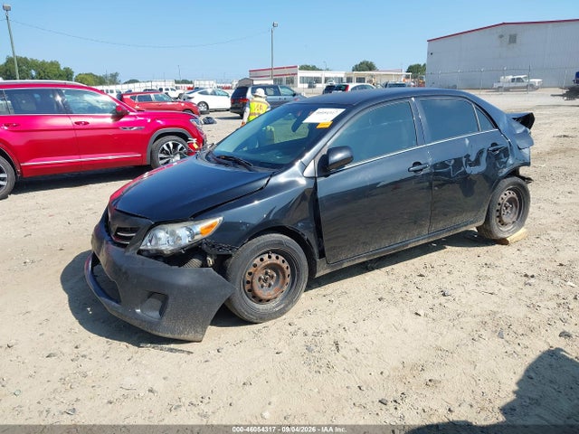 2013 Toyota Corolla Le მანქანა იყიდება აუქციონზე, vin: JTDBU4EE2DJ114624, აუქციონის ნომერი: 46054317