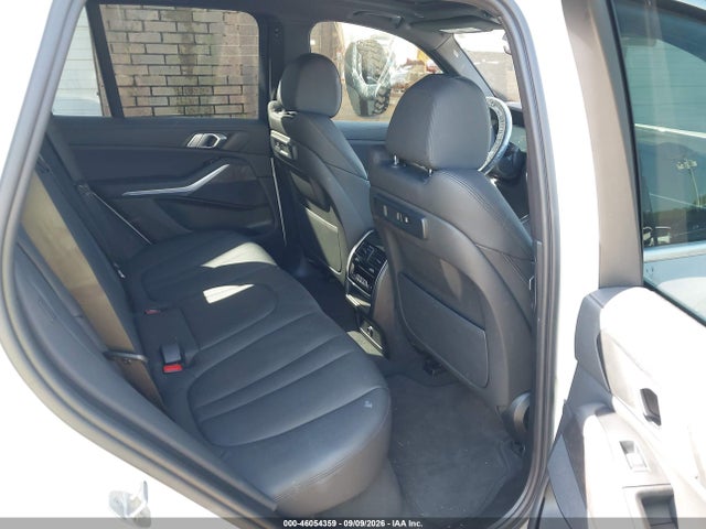 Продажа на аукционе авто 2022 Bmw X5 Xdrive40i, vin: 5UXCR6C00N9K65763, номер лота: 46054359