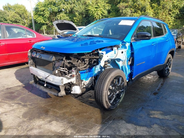 2025 Jeep Compass Latitude 4x4 მანქანა იყიდება აუქციონზე, vin: 3C4NJDBN7ST627397, აუქციონის ნომერი: 46054385