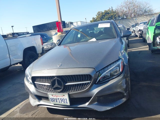 WDDWF4JB6JR324301 Mercedes-Benz C 300
