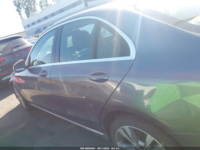 WDDWF4JB6JR324301 Mercedes-Benz C 300