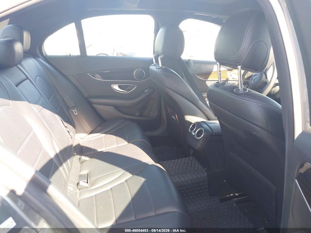WDDWF4JB6JR324301 Mercedes-Benz C 300