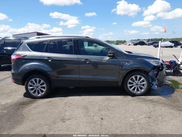 2017 Ford Escape Titanium მანქანა იყიდება აუქციონზე, vin: 1FMCU0J96HUA45426, აუქციონის ნომერი: 46054482