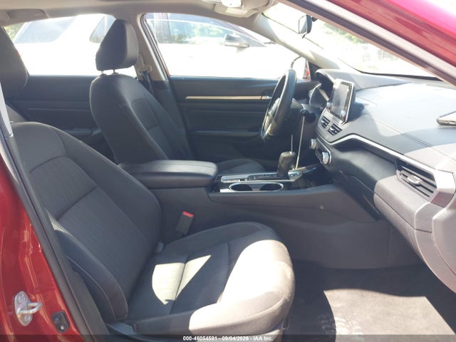 2021 Nissan Altima Sv Intelligent Awd მანქანა იყიდება აუქციონზე, vin: 1N4BL4DW2MN310526, აუქციონის ნომერი: 46054591