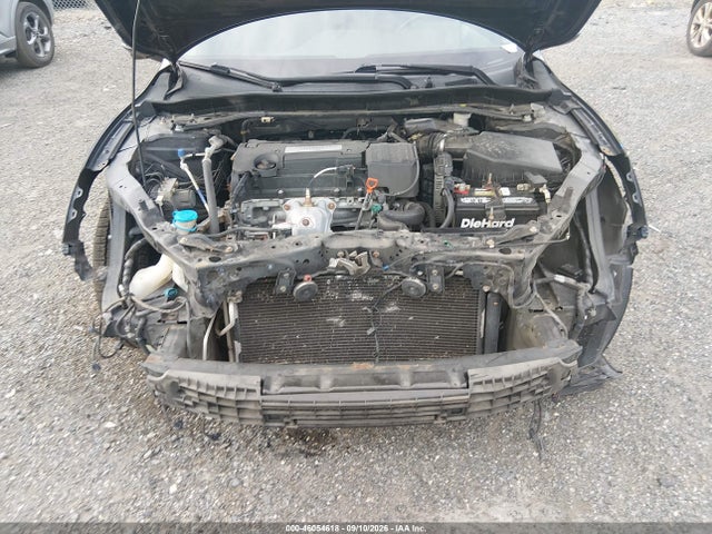 2015 Honda Accord Ex-l მანქანა იყიდება აუქციონზე, vin: 1HGCR2F81FA150702, აუქციონის ნომერი: 46054618