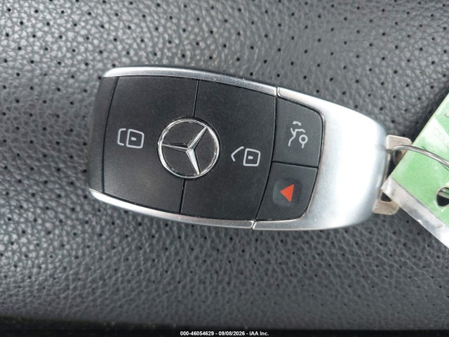 2021 Mercedes-benz Glc 300 4matic Suv მანქანა იყიდება აუქციონზე, vin: W1N0G8EBXMF981065, აუქციონის ნომერი: 46054629