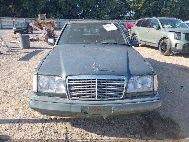 Auction sale of the 1994 Mercedes-benz E 320, vin: WDBEA32E3RC146464, lot number: 46054640