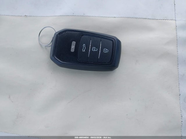 2014 Hyundai Sonata Hybrid მანქანა იყიდება აუქციონზე, vin: KMHEC4A42EA108221, აუქციონის ნომერი: 46054654