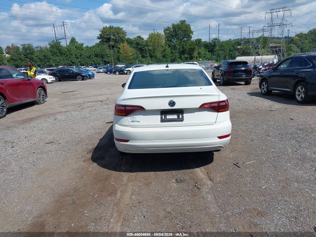 3VWN57BU9KM115063 Volkswagen Jetta 1.4t S