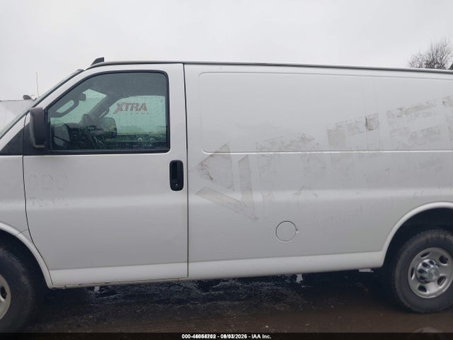 46054702 :رقم المزاد ، 1GCWGAFP1K1250716 vin ، 2019 Chevrolet Express 2500 Work Van مزاد بيع