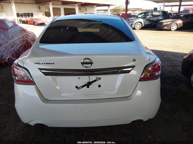 Продаж на аукціоні авто 2015 Nissan Altima 2.5 S, vin: 1N4AL3AP8FN865745, номер лоту: 46054703