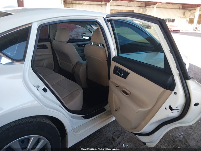 Продаж на аукціоні авто 2015 Nissan Altima 2.5 S, vin: 1N4AL3AP8FN865745, номер лоту: 46054703