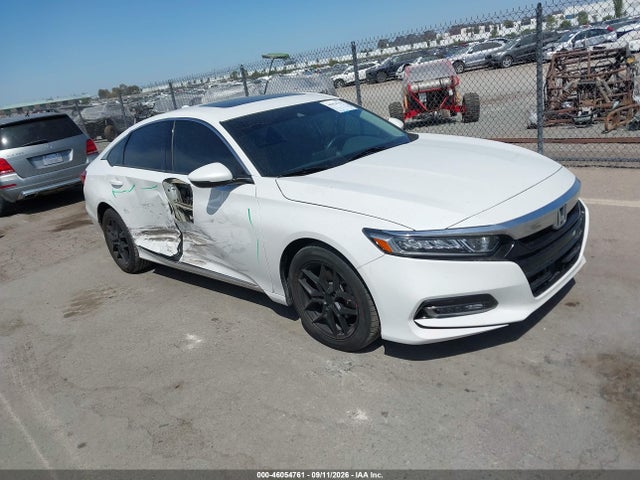 46054761 :رقم المزاد ، 1HGCV1F50JA030765 vin ، 2018 Honda Accord Ex-l مزاد بيع
