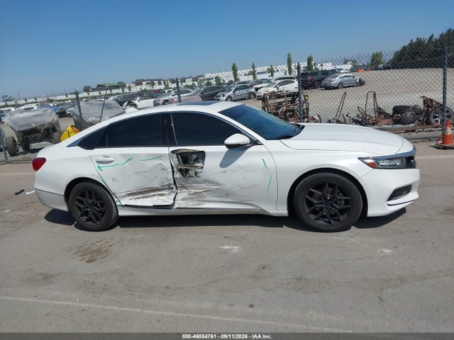 46054761 :رقم المزاد ، 1HGCV1F50JA030765 vin ، 2018 Honda Accord Ex-l مزاد بيع