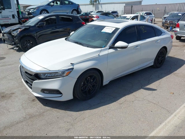 46054761 :رقم المزاد ، 1HGCV1F50JA030765 vin ، 2018 Honda Accord Ex-l مزاد بيع