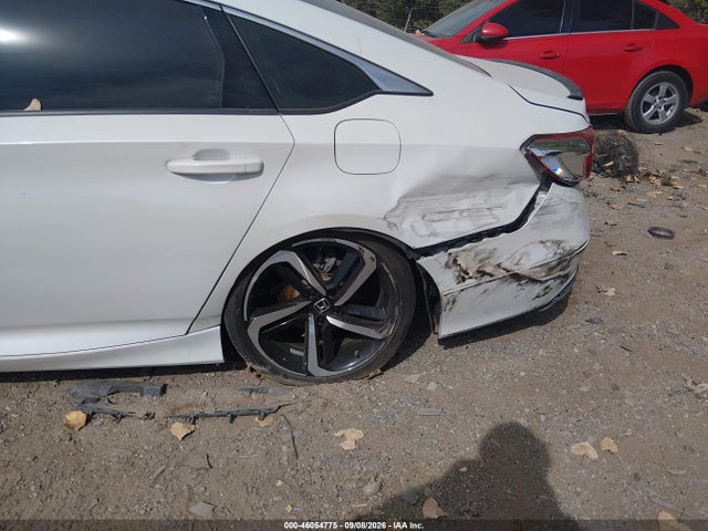 2022 Honda Accord Hybrid Sport მანქანა იყიდება აუქციონზე, vin: 1HGCV3F26NA038893, აუქციონის ნომერი: 46054775