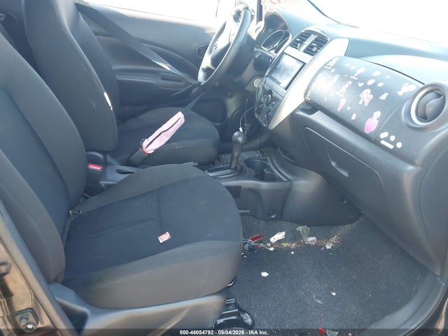 2015 Nissan Versa Note S Plus მანქანა იყიდება აუქციონზე, vin: 3N1CE2CP0FL429690, აუქციონის ნომერი: 46054792