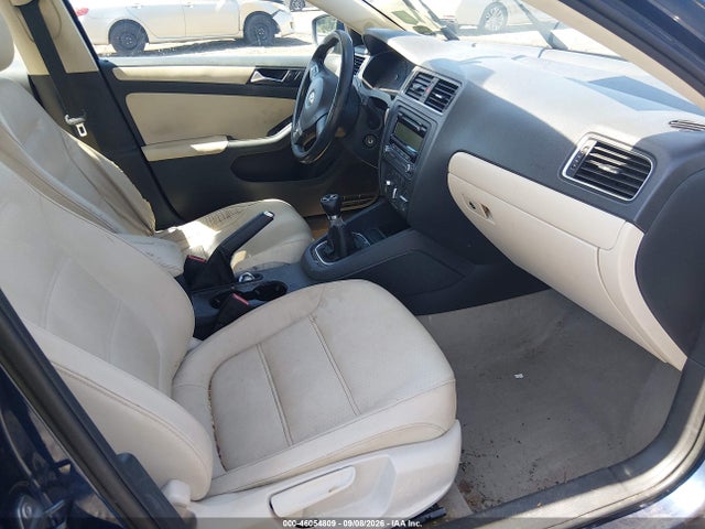 46054809 :رقم المزاد ، 3VWBX7AJ8BM050226 vin ، 2011 Volkswagen Jetta 2.5l Se مزاد بيع