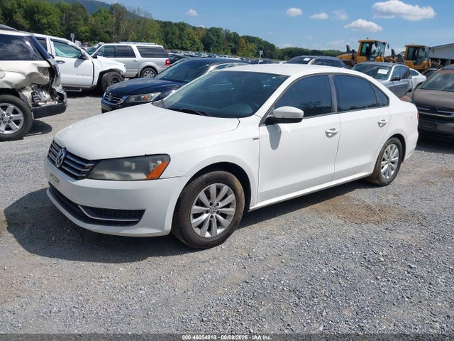 2014 Volkswagen Passat 1.8t Wolfsburg Edition მანქანა იყიდება აუქციონზე, vin: 1VWAT7A39EC082746, აუქციონის ნომერი: 46054818