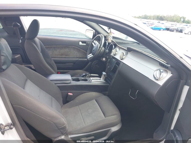 2007 Ford Mustang V6 Deluxe/v6 Premium მანქანა იყიდება აუქციონზე, vin: 1ZVFT80N075224357, აუქციონის ნომერი: 46054826
