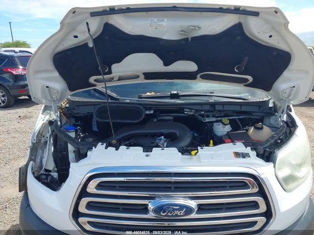 46054835 :رقم المزاد ، 1FTNR1ZM5FKB02902 vin ، 2015 Ford Transit-250 مزاد بيع
