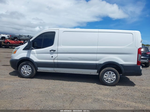 46054835 :رقم المزاد ، 1FTNR1ZM5FKB02902 vin ، 2015 Ford Transit-250 مزاد بيع