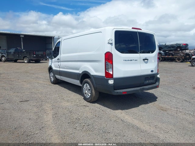 46054835 :رقم المزاد ، 1FTNR1ZM5FKB02902 vin ، 2015 Ford Transit-250 مزاد بيع