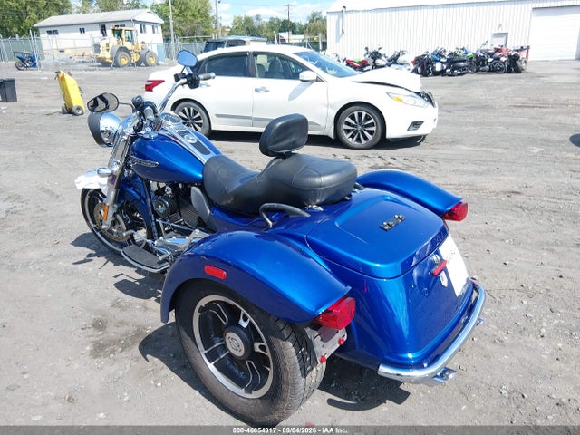 Harley-Davidson Flrt Free Wheeler 2015 1HD1MCM16FB857125 Image 3
