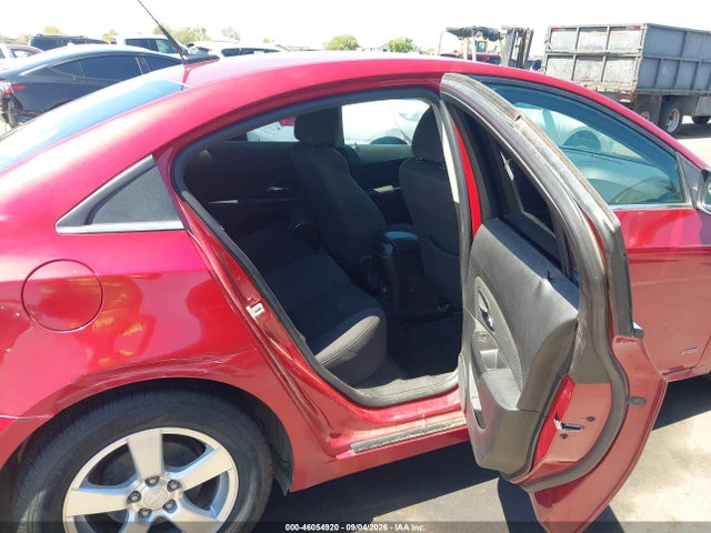 1G1PC5SB0E7137187 Chevrolet Cruze 1lt Auto