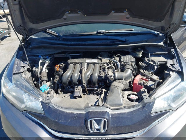 46054956 :رقم المزاد ، 3HGGK5H80FM773591 vin ، 2015 Honda Fit Ex/ex-l مزاد بيع