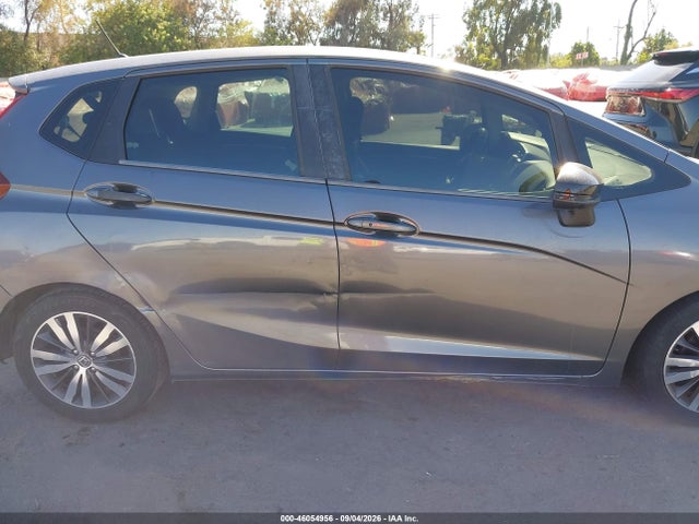 46054956 :رقم المزاد ، 3HGGK5H80FM773591 vin ، 2015 Honda Fit Ex/ex-l مزاد بيع