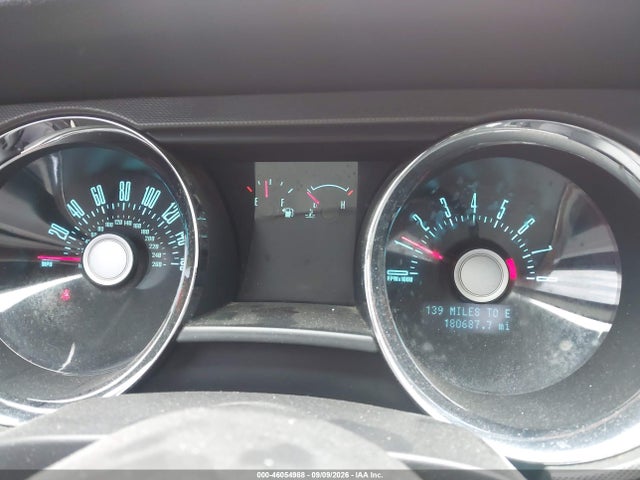 46054988 :رقم المزاد ، 1ZVBP8AM8C5208586 vin ، 2012 Ford Mustang V6 مزاد بيع